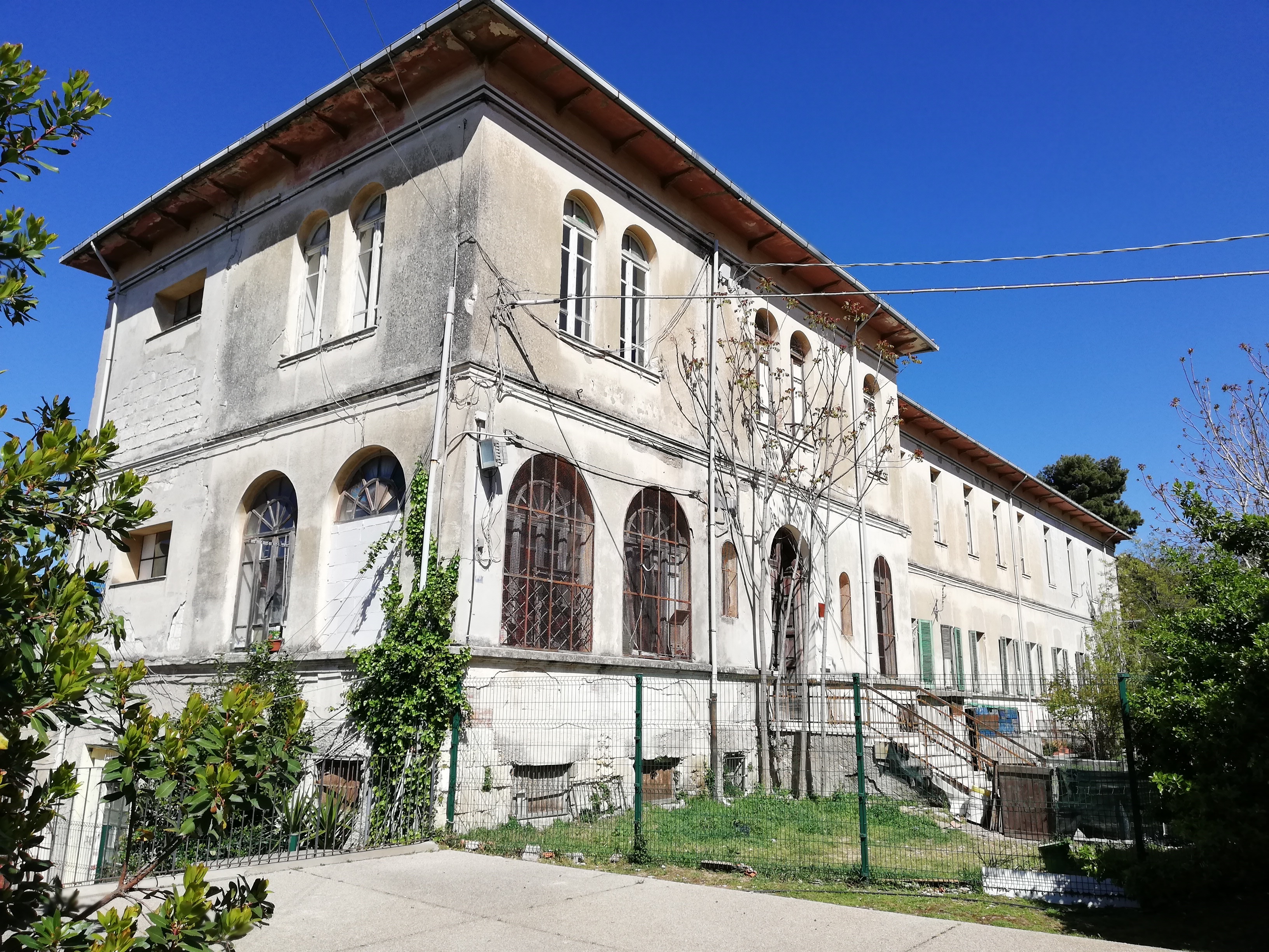 Uno degli edifici