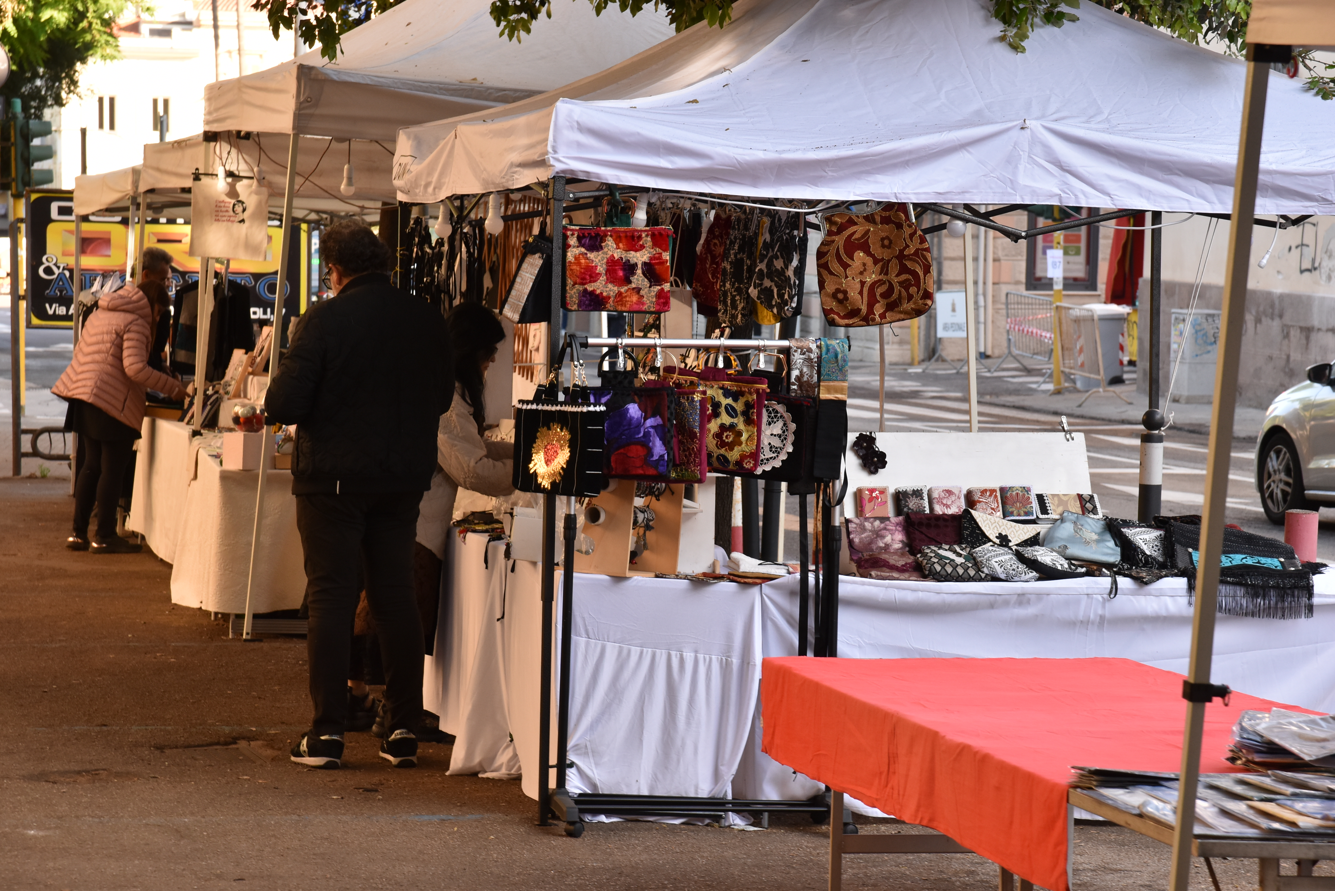 Bancarella Cavalcata Sarda